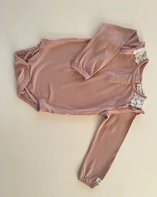 Lasten pitkähihainen body