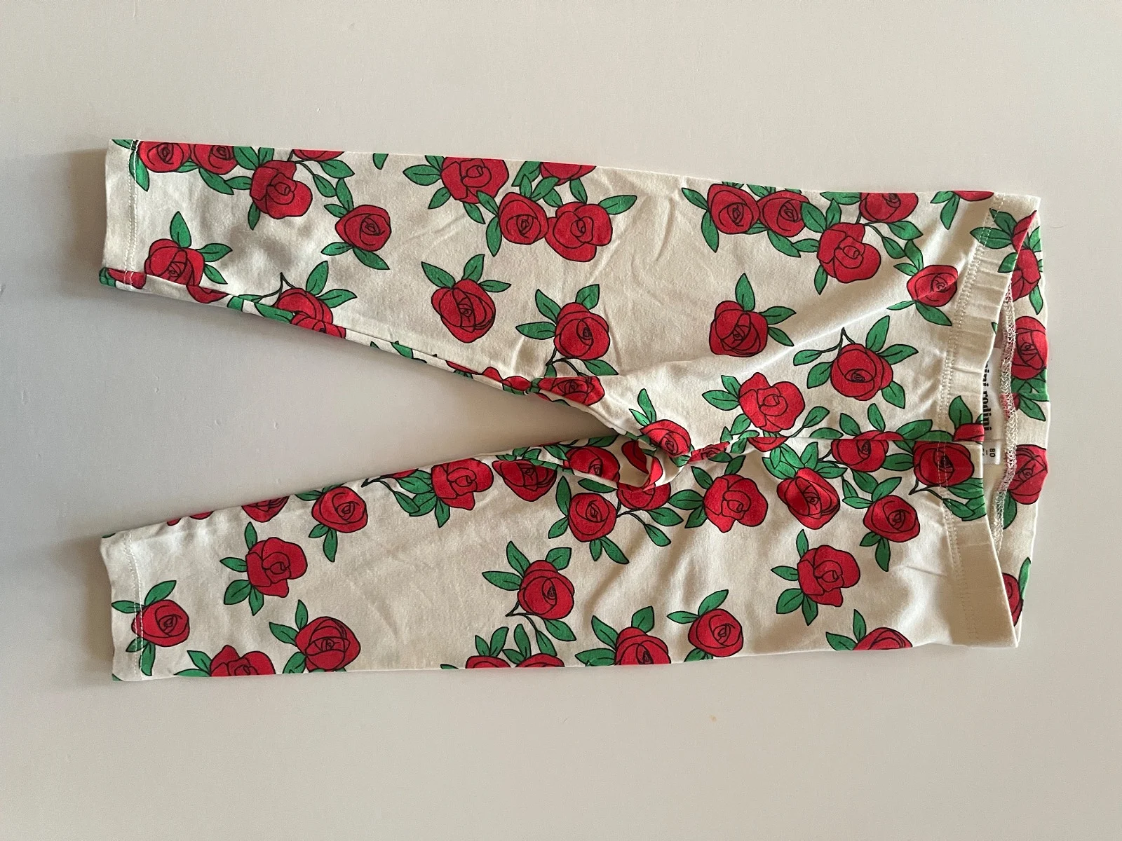 Kukkaiset leggingsit