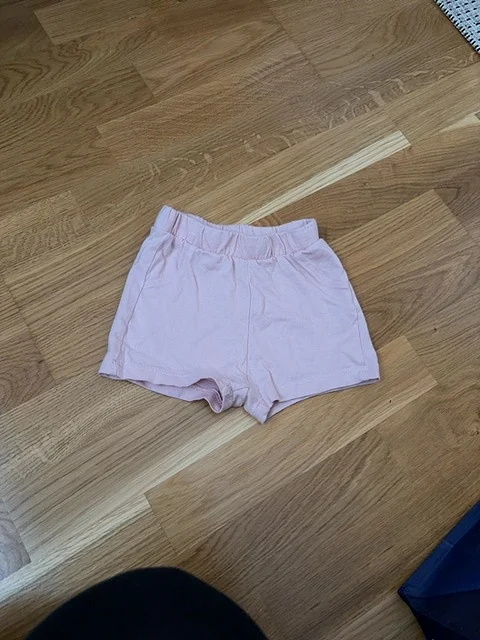 Mywear vaaleanpunaiset shortsit 62