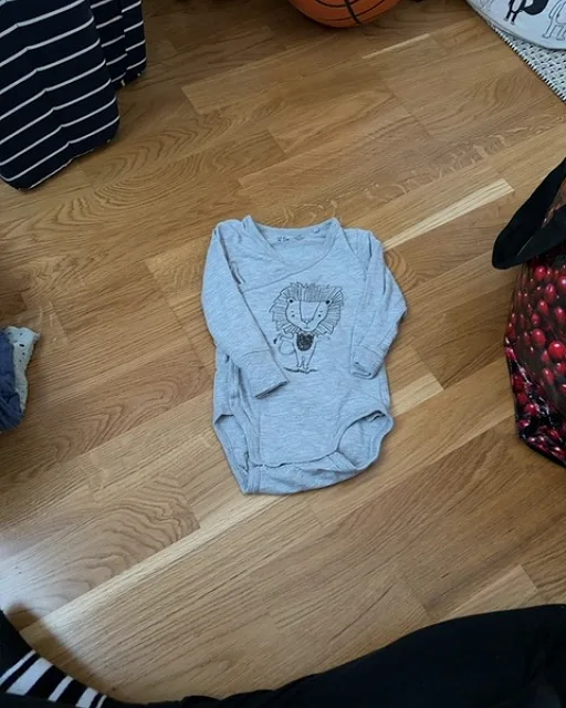 Lindex leijonabody 62