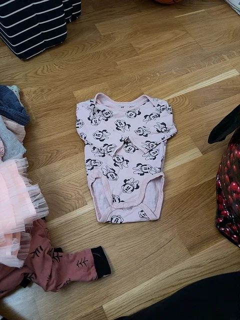 H&M Minni hiiri body 68