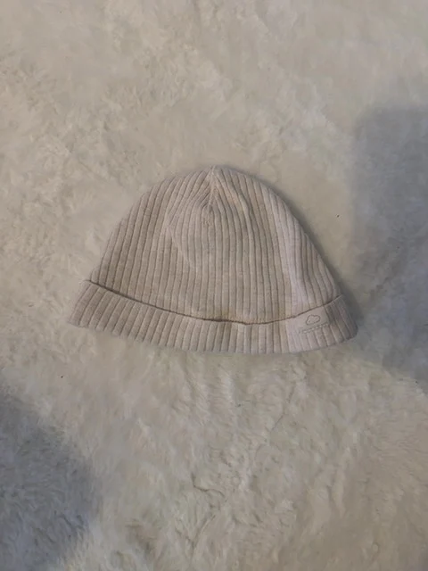 Koko 74 / H&M vaalea ribbineulepipo