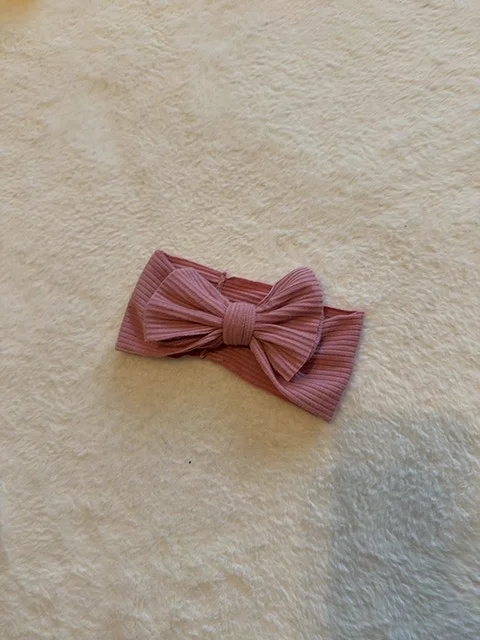 Pinkki rusettipanta