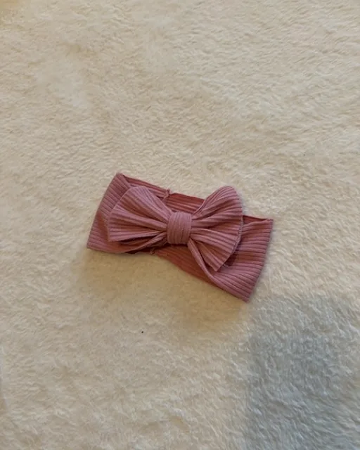 Pinkki rusettipanta