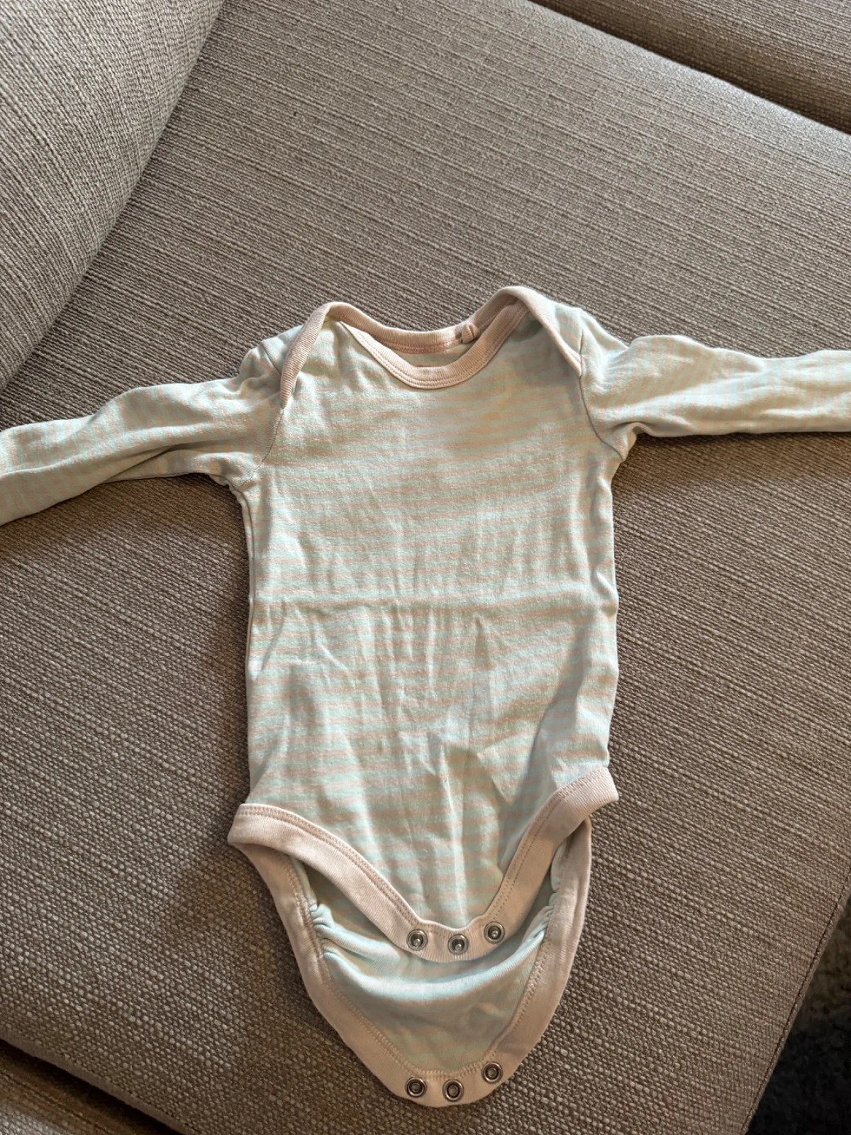 Vauvan pitkähihainen body, Lupilu koko 62/68