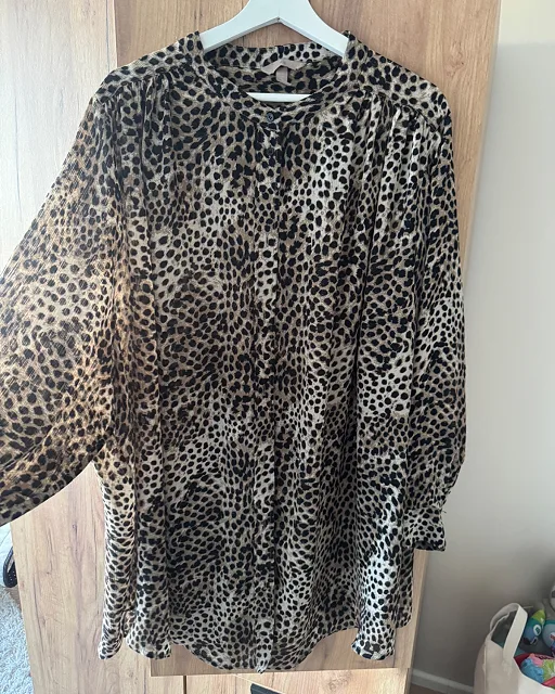 Kuviollinen napillinen pusero H&M 4XL