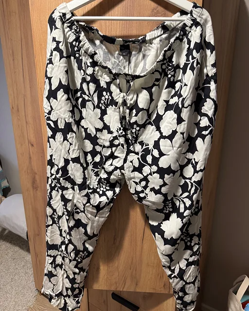 Mustavalkoiset kuviolliset housut, Mywear XL