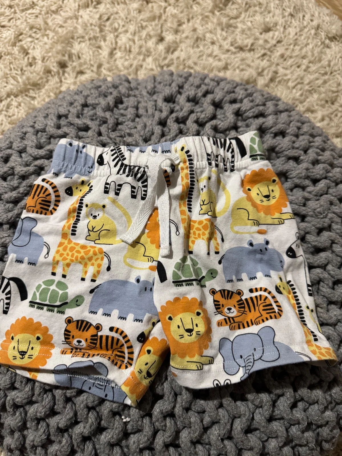 Vauva eläinkuosiset shortsit, uusi, 62