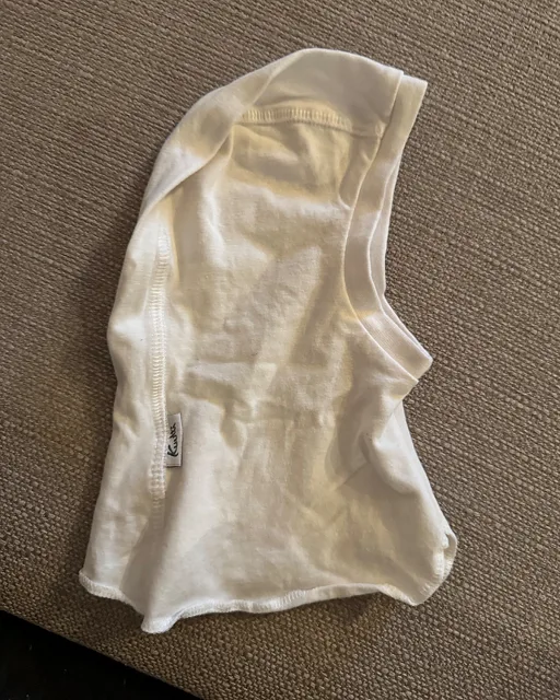 Kuutti kypärämyssy koko 44/46